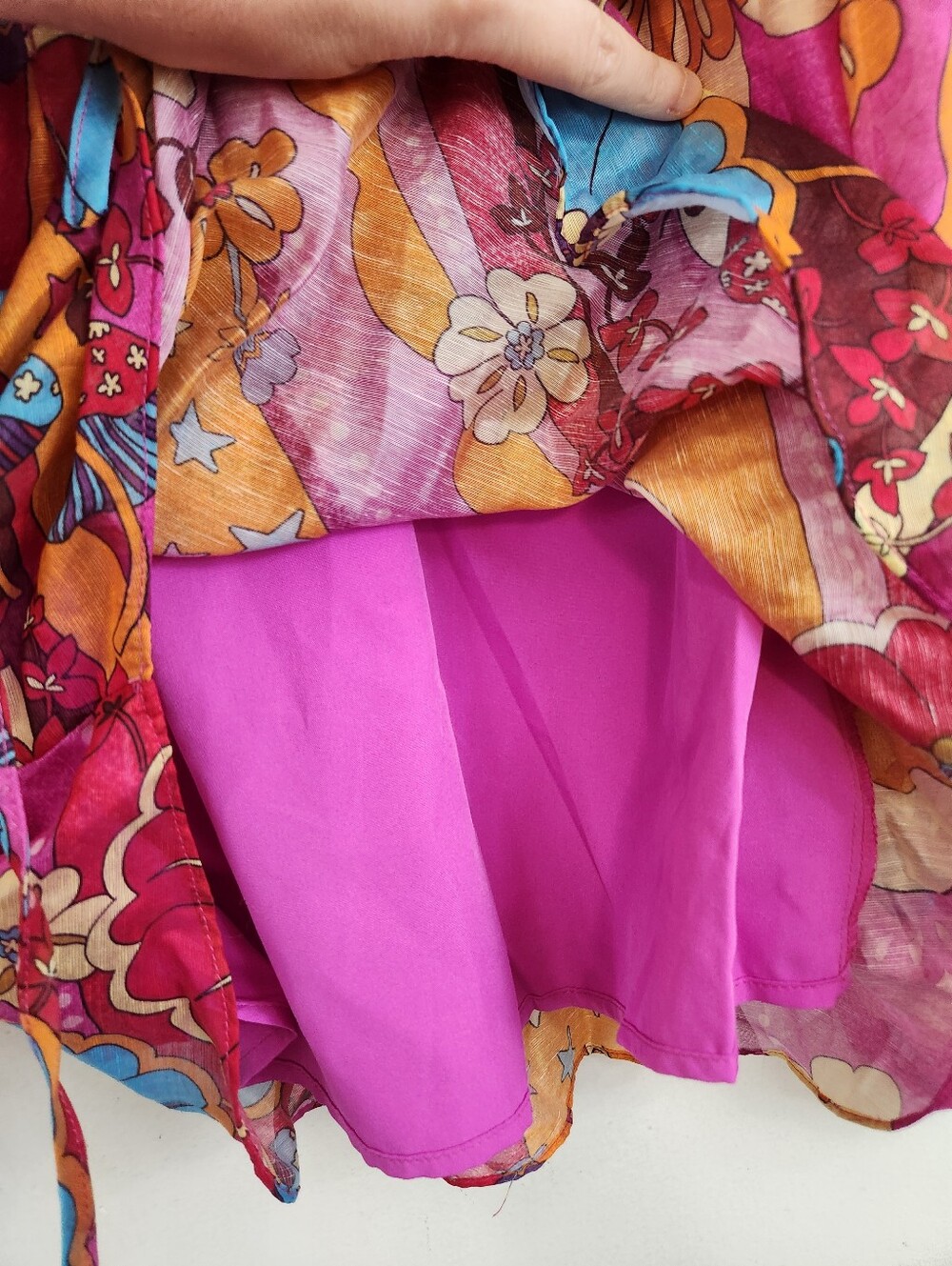 Ciebon Elisa Print Tie Neck Top - Picture 6 of 8